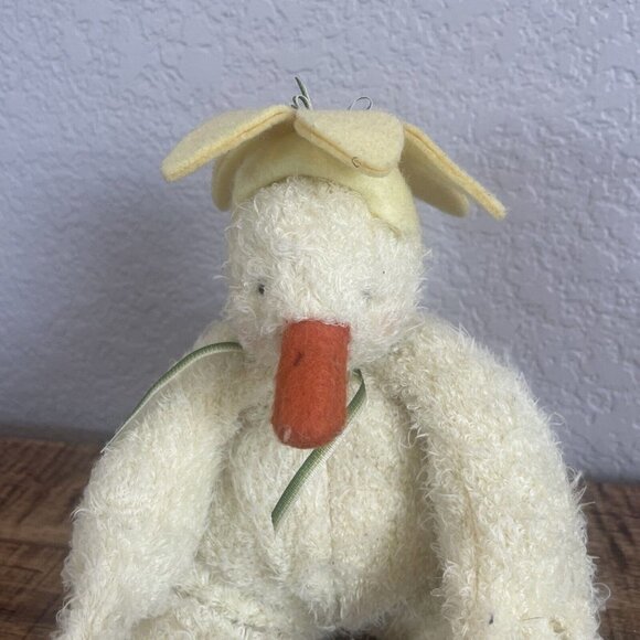 Bunnies By The Bay Dilly Chicken Plush Stuffed Animal Hallmark Yellow Orange - Picture 3 of 9